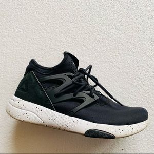 Reebok Running Shoes Black Sz 6